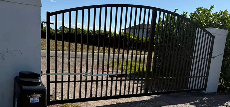 Driveway Fence Repair Belvidere